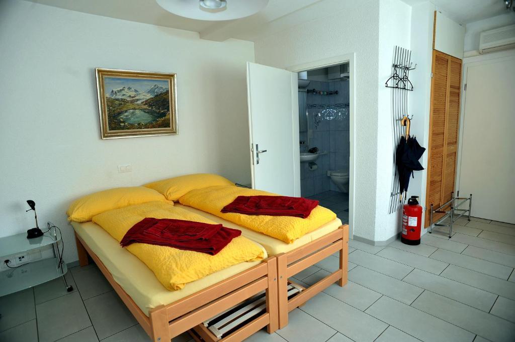 Niros Bed & Breakfast Birsfelden Room photo